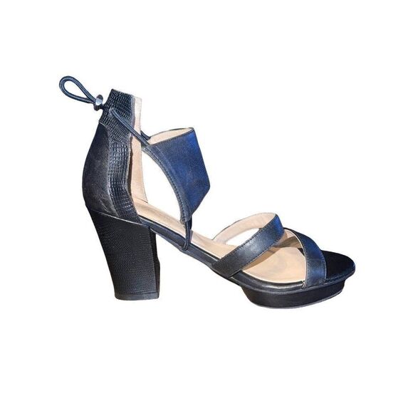 All Black Leather Strappy Heels Sandals - Picture 10 of 16